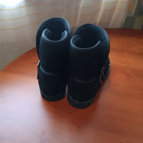 NWT Kids Kurt Geiger Suede Quilted and Jeweled Mini Orson Bootie - Picture 5 of 10